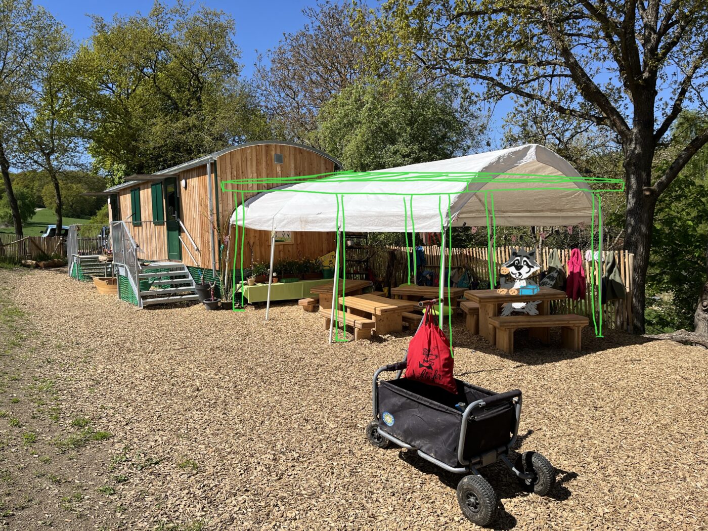 Überdachung am Bauwagen